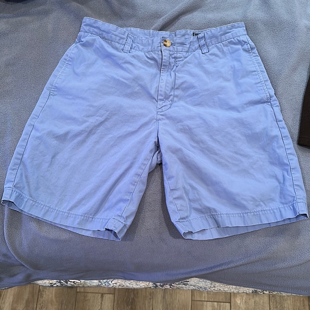 Vineyard Vines shorts